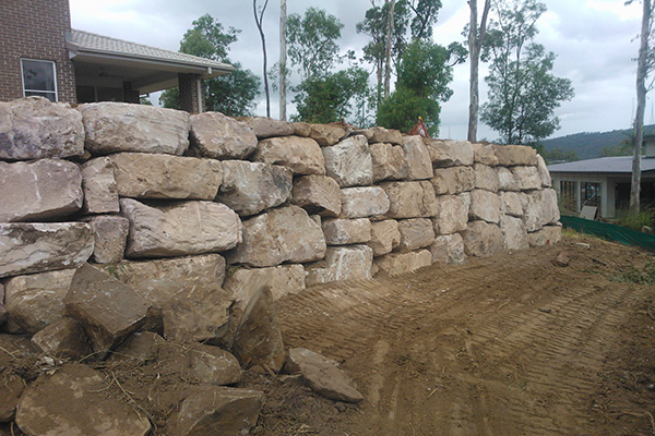 Random Sandstone Retaining Wall built on the Gold Coast Hinterland