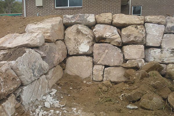 Random Sandstone Retaining Wall built on the Gold Coast Hinterland